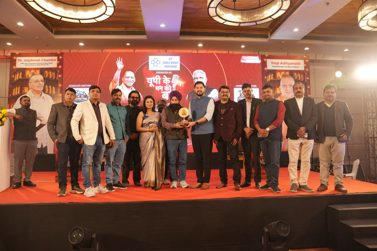 With the honourees and organisers on stage